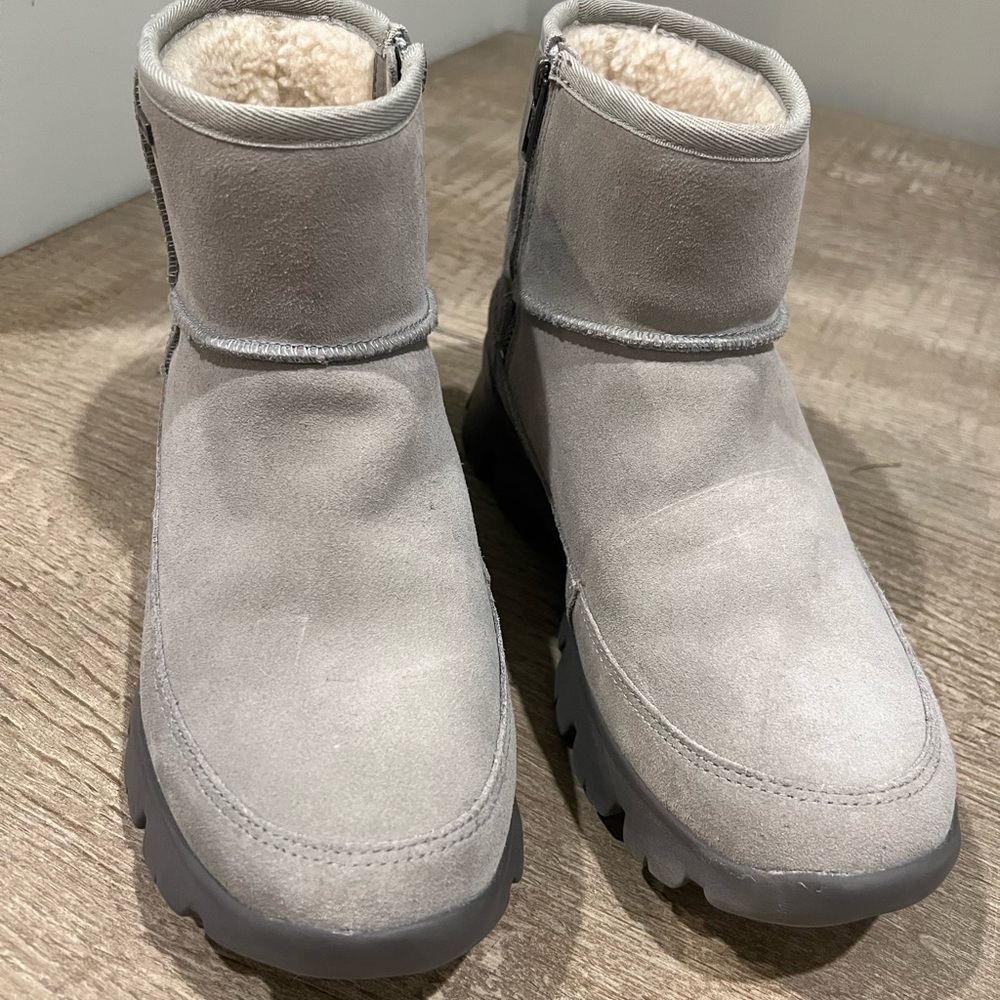 Ugg Gray Short Shearling Lined Boots - image 7